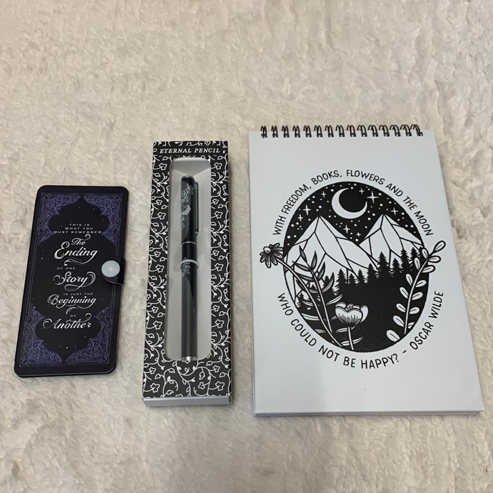 Note Taking Bookish Bundle Owlcrate